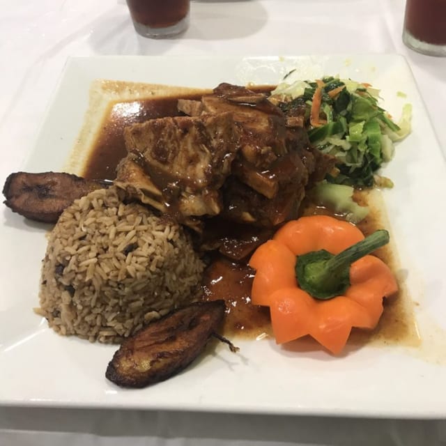Jerk Ribs EntrƩe.
