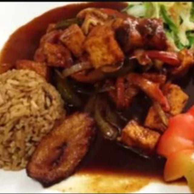 Stir Fried Tofu EntrƩe.